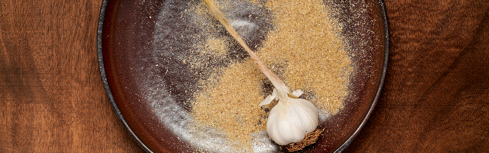 Homemade Garlic Powder 